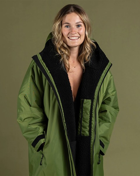 Dryrobe Advance Changing Robe - Dark Green/Black