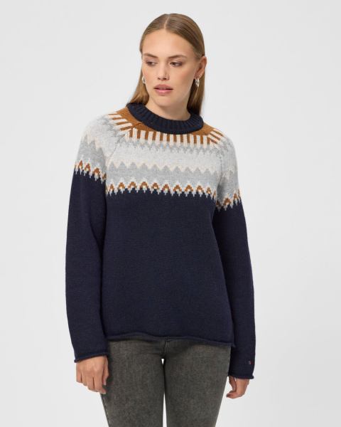 Red Green Jade Knit - Dark Navy Pattern