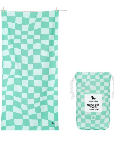Dock & Bay Beach Towel - Check Mate